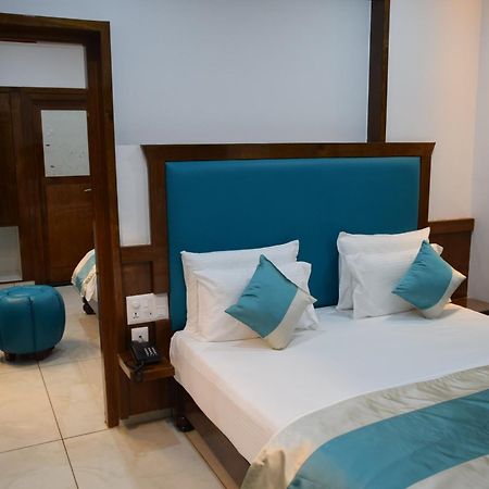 โลก สาคร Hotel ไมซอร์ ภายนอก รูปภาพ