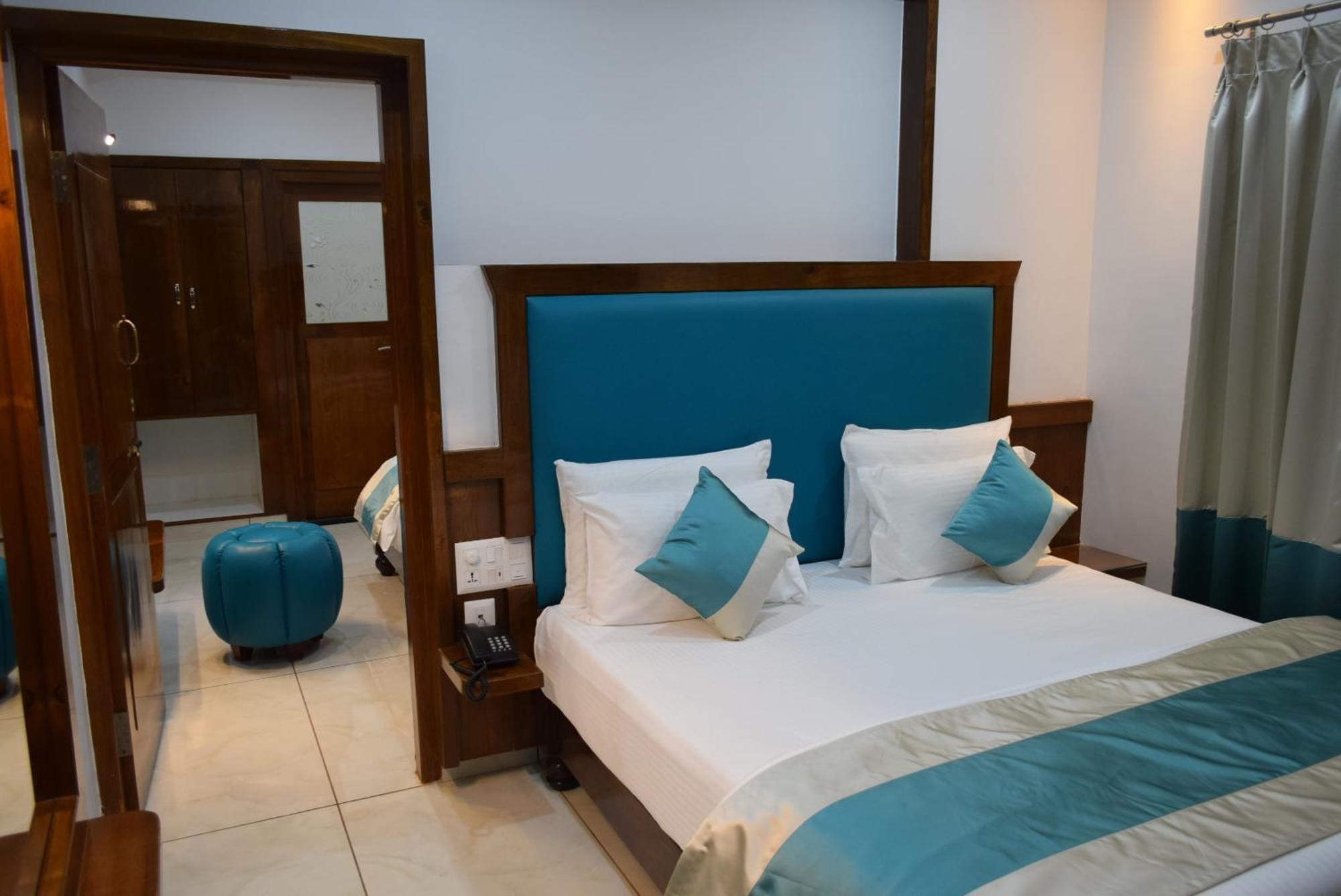 โลก สาคร Hotel ไมซอร์ ภายนอก รูปภาพ