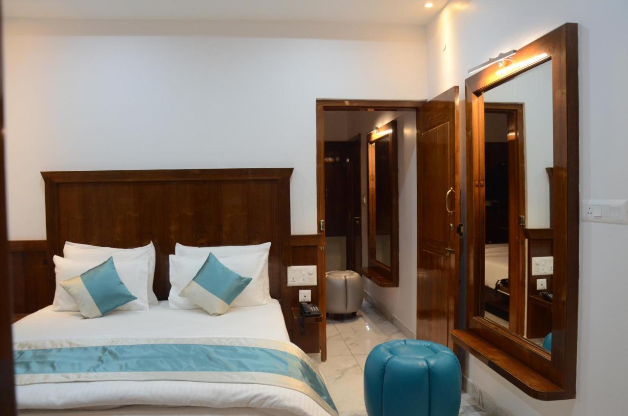 โลก สาคร Hotel ไมซอร์ ภายนอก รูปภาพ